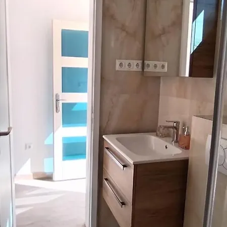 Primitivo Bay Hvar * Hvar Town