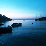 Primitivo Bay Hvar * フヴァル