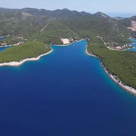 Primitivo Bay Hvar Апартаменты Хвар