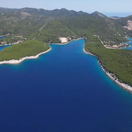 Primitivo Bay Hvar