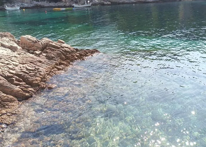 Primitivo Bay Hvar Apartman