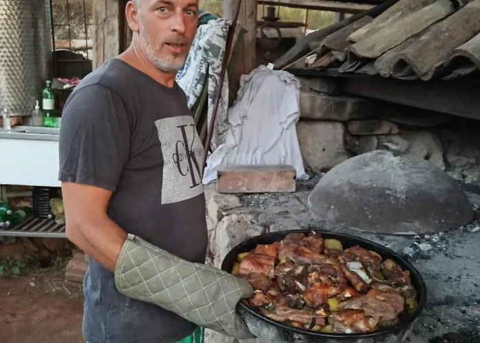 Primitivo Bay Hvar Apartman *